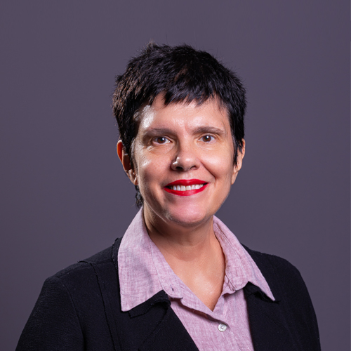 PAULA BAJER FERNANDES